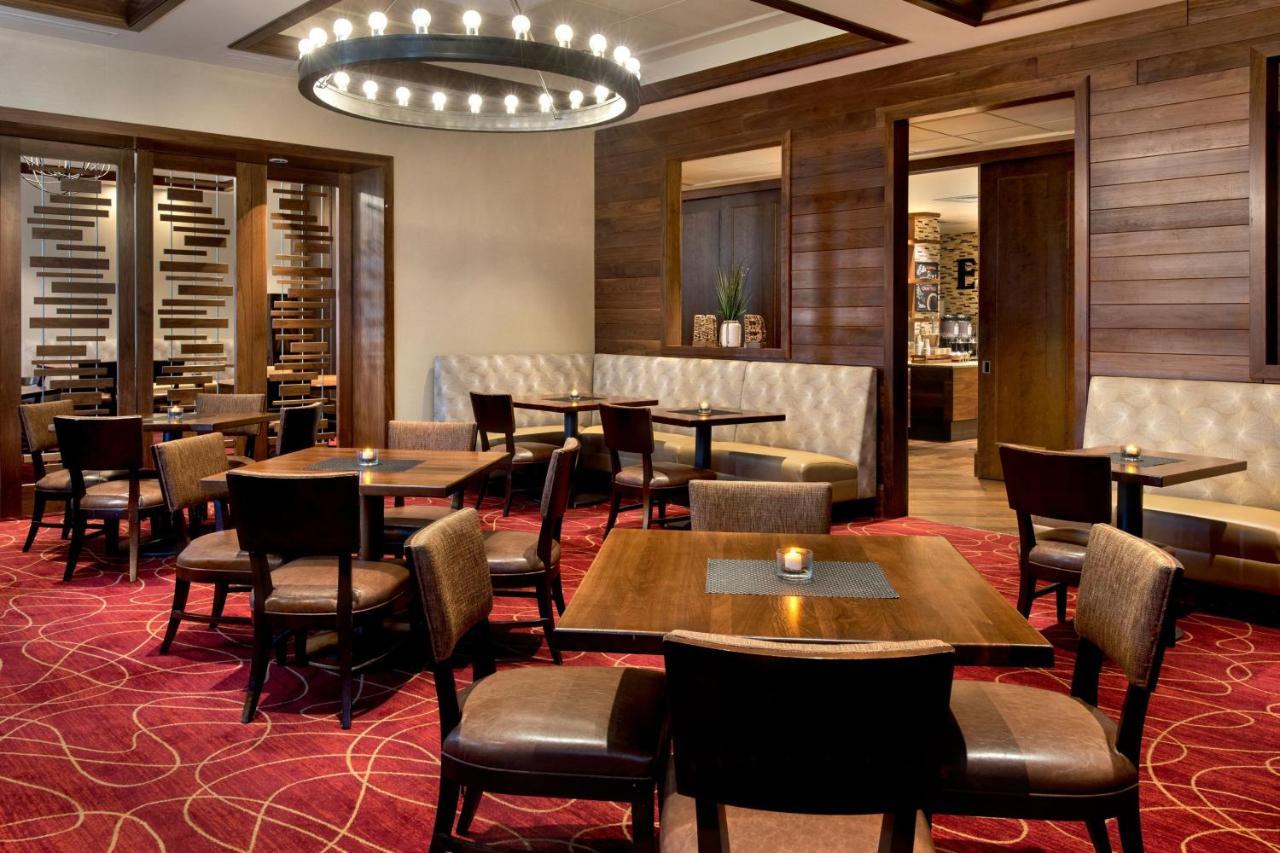 מלון Philadelphia Airport Marriott מראה חיצוני תמונה
