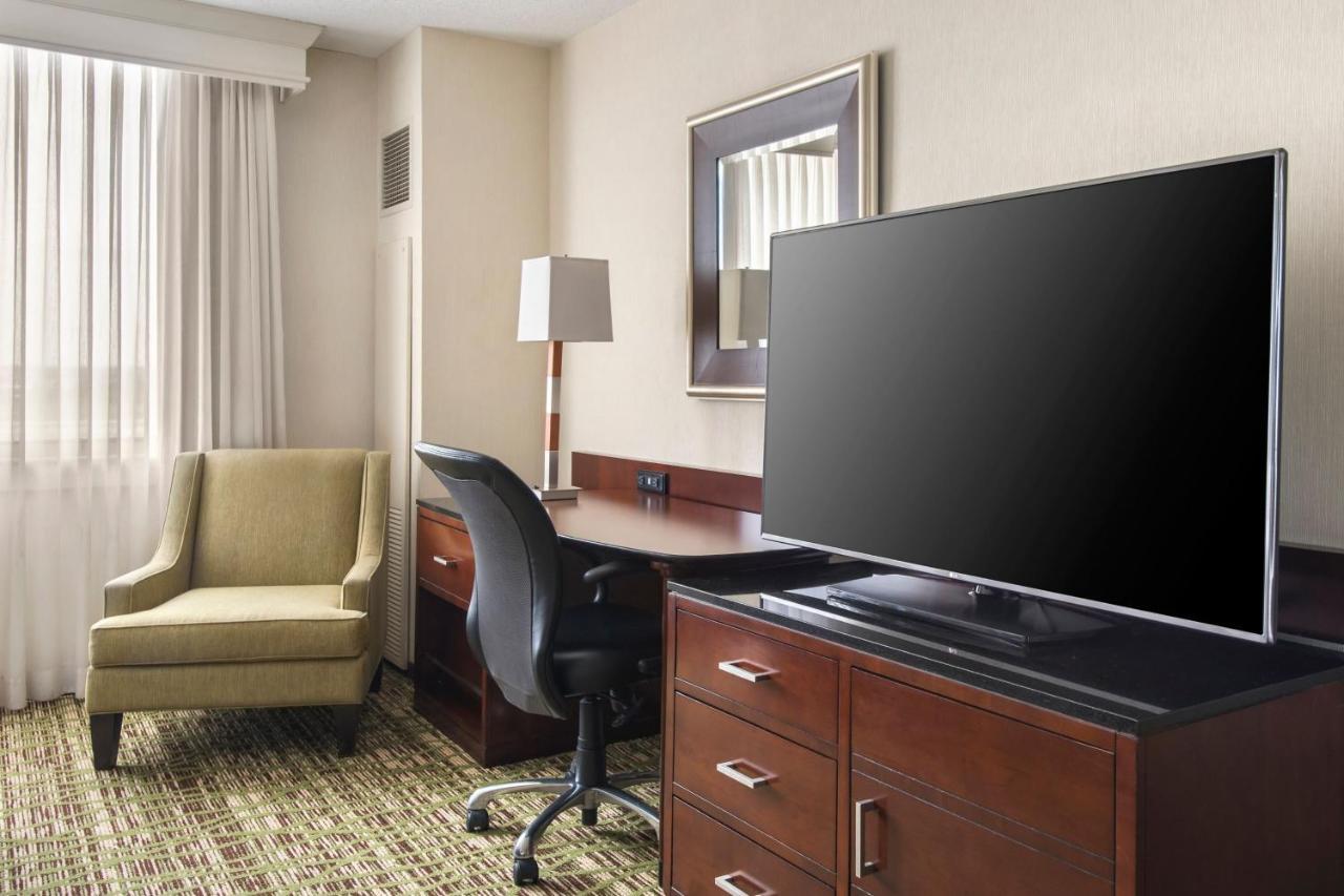 מלון Philadelphia Airport Marriott מראה חיצוני תמונה