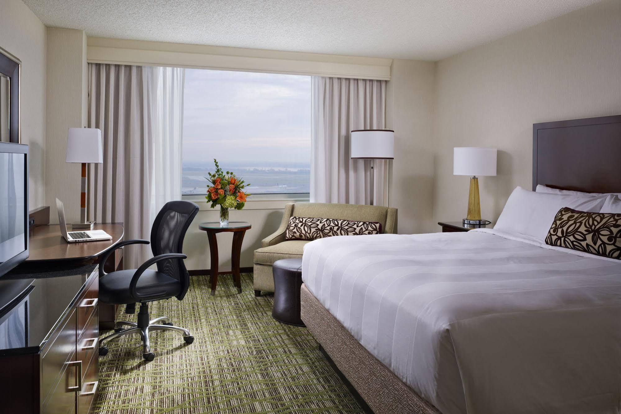 מלון Philadelphia Airport Marriott מראה חיצוני תמונה